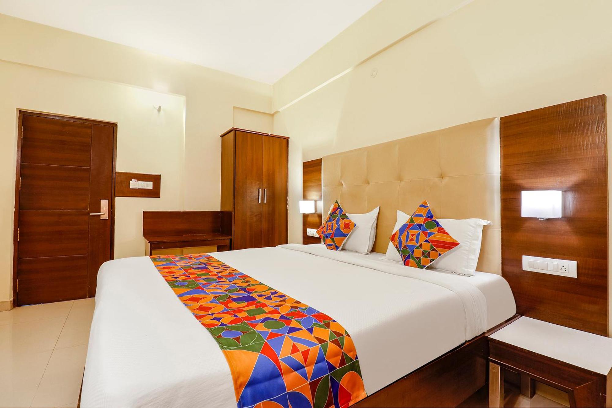 Fabhotel Magaji Comfort Inn Bangalore Exterior foto